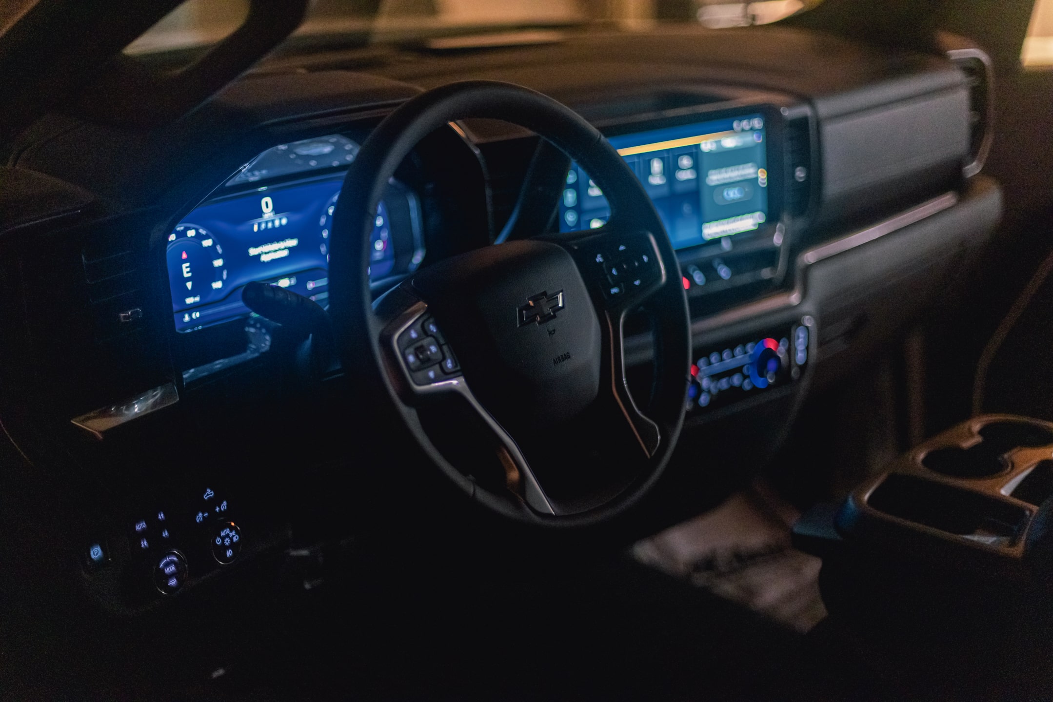 23’ Z71 CHEVROLET SILVERADO RST